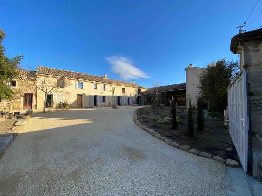 Le Nomade En Provence Bed and Breakfast Bouchet  Εξωτερικό φωτογραφία