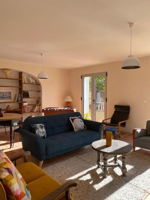 Le Nomade En Provence Bed and Breakfast Bouchet  Εξωτερικό φωτογραφία