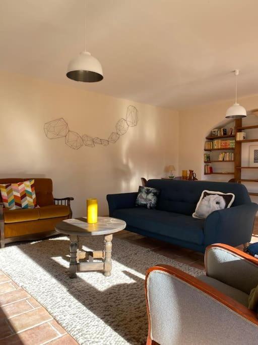 Le Nomade En Provence Bed and Breakfast Bouchet  Εξωτερικό φωτογραφία