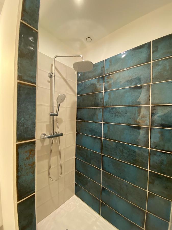 Le Nomade En Provence Bed and Breakfast Bouchet  Εξωτερικό φωτογραφία