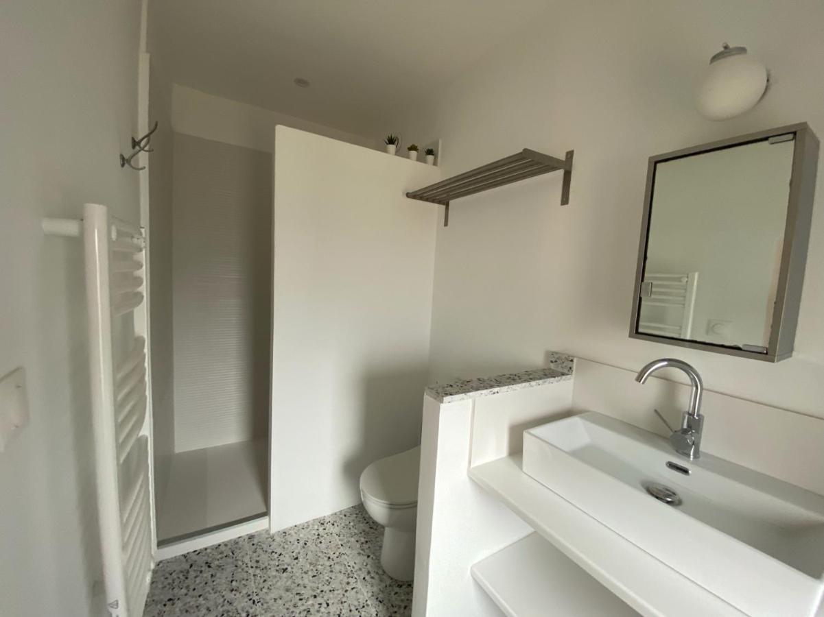 Le Nomade En Provence Bed and Breakfast Bouchet  Εξωτερικό φωτογραφία