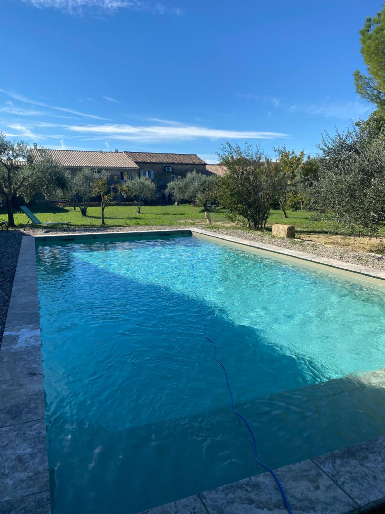 Le Nomade En Provence Bed and Breakfast Bouchet  Εξωτερικό φωτογραφία